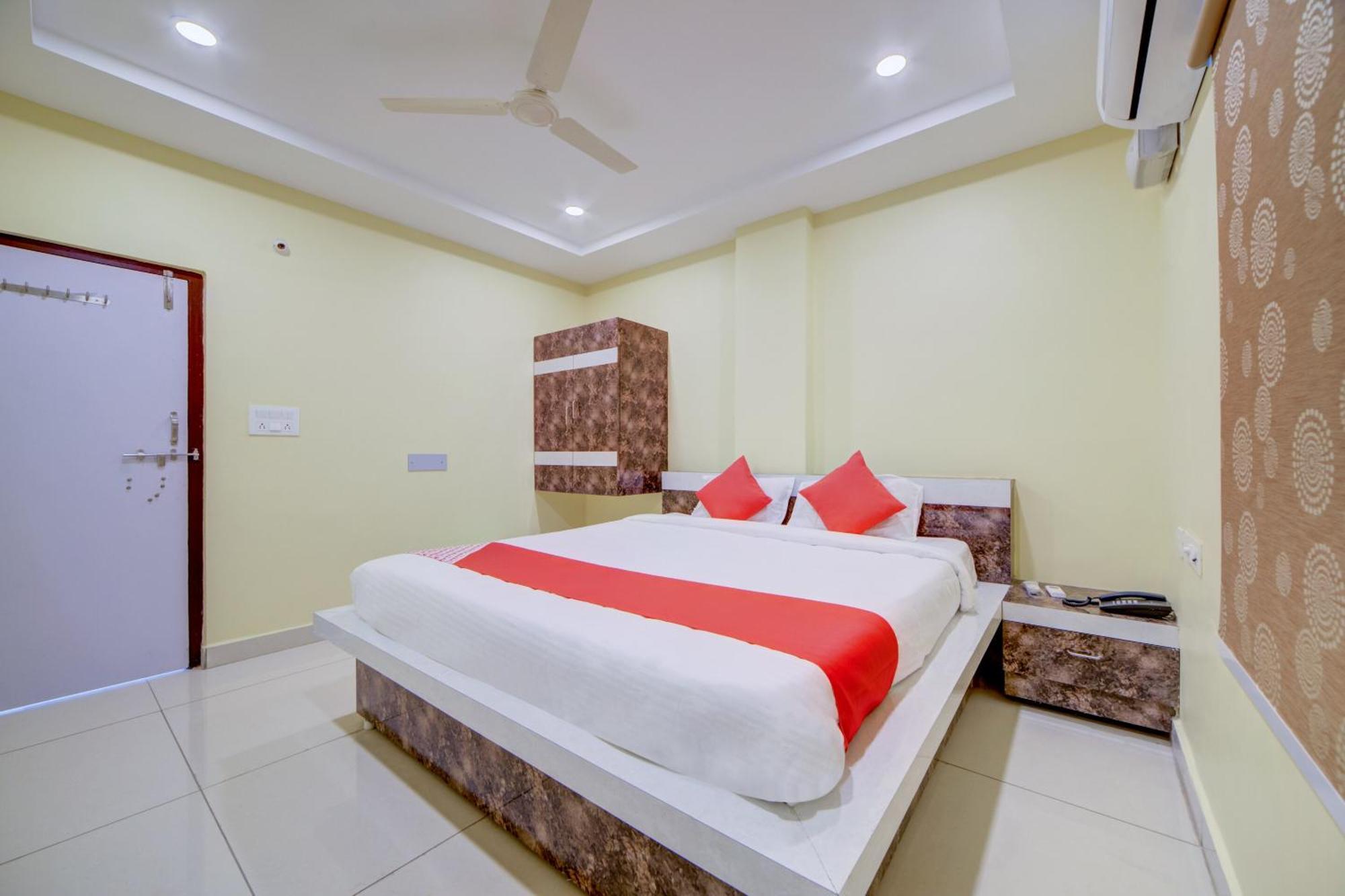Hotel O Ksl Guest House Karimnagar Экстерьер фото